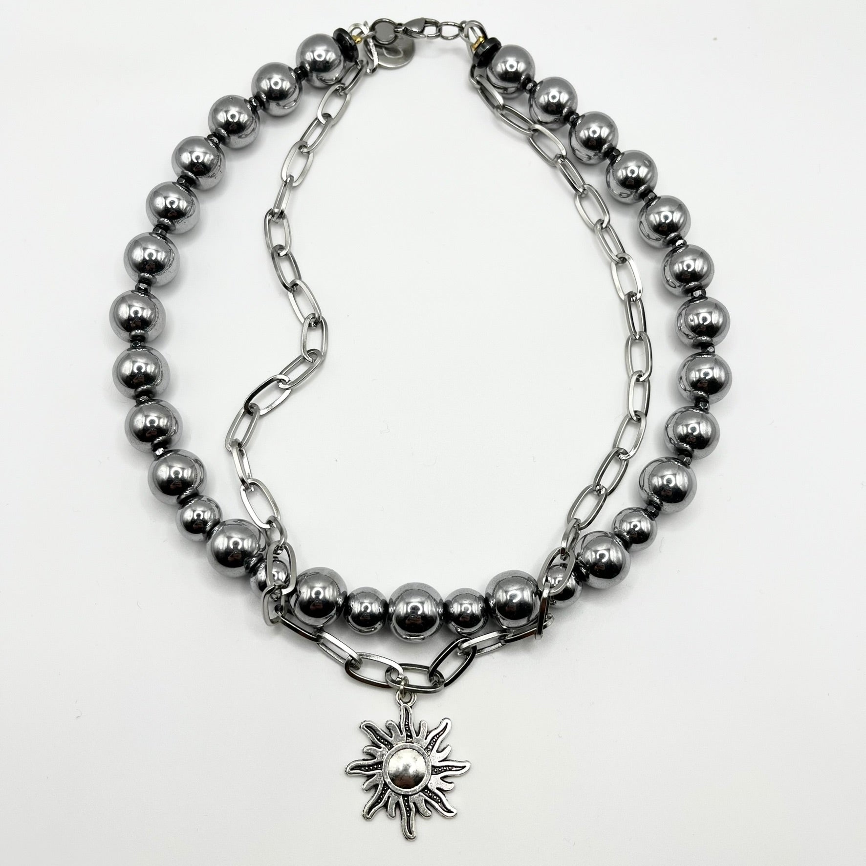 Choker Słońce w Hematycie