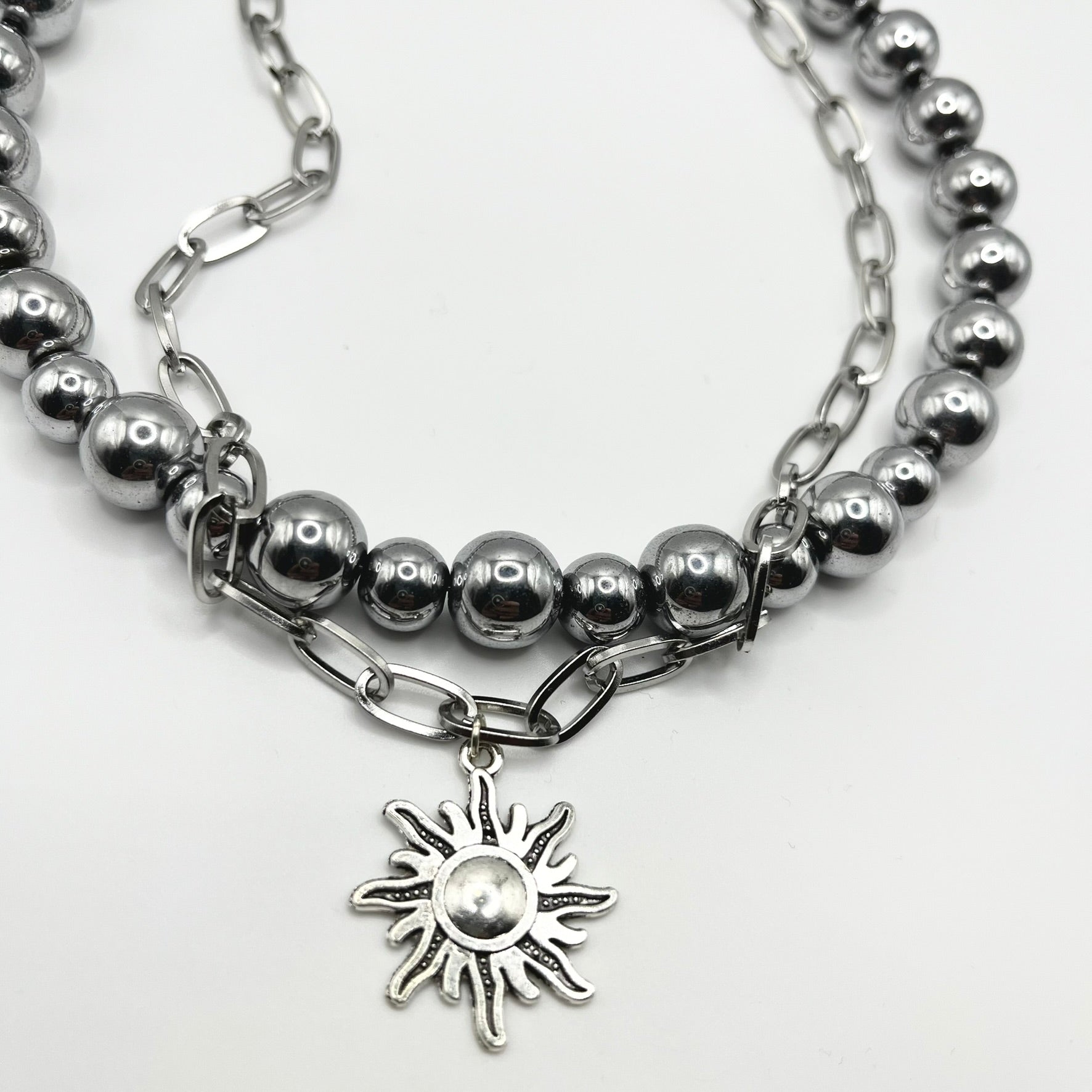 Choker Słońce w Hematycie